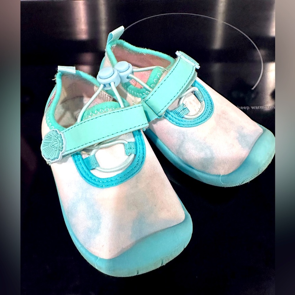 Ariel Princess SHOES Girls 7/8 Toddler Quick Dry Water Pool Beach Shoes Mermaid